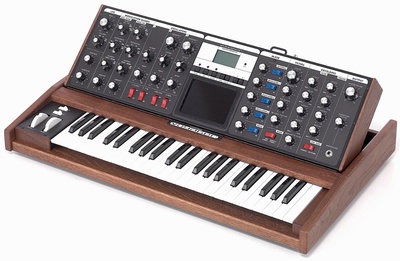 Moog Voyager Performer